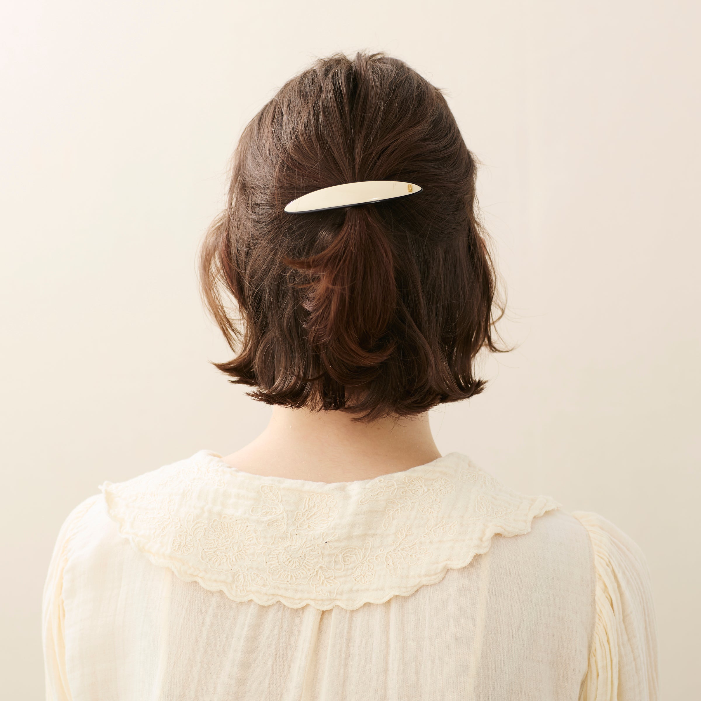 Acetate Panama barette
