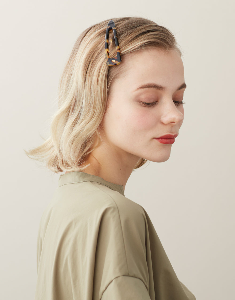Influence Acetate Barette