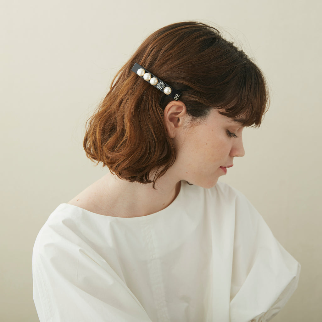 Accord Parfait Pearls and Swarovski Acetate Barrette