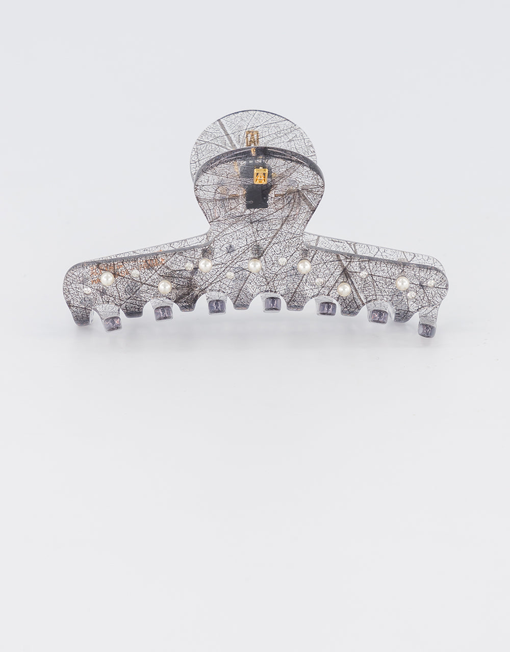 Acetate and pearls Boheme claw clip