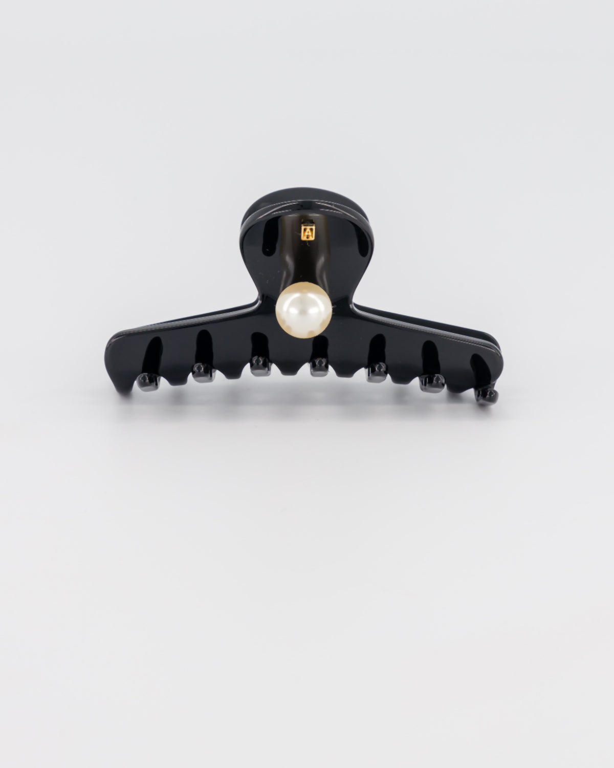 Les Perles acetate hair clip
