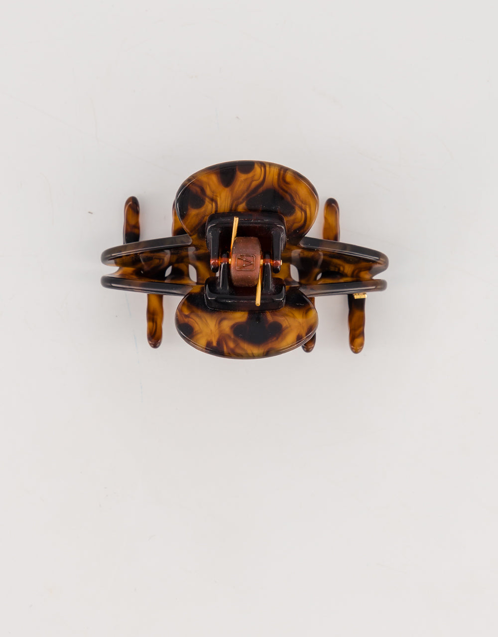Majeste small hair clip