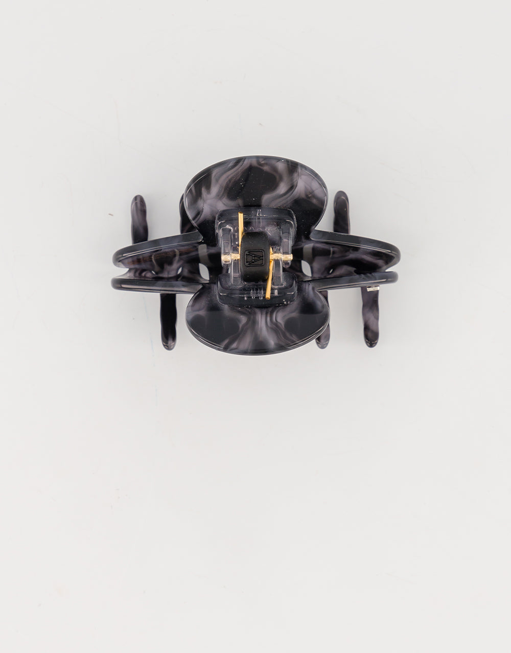 Majeste small hair clip