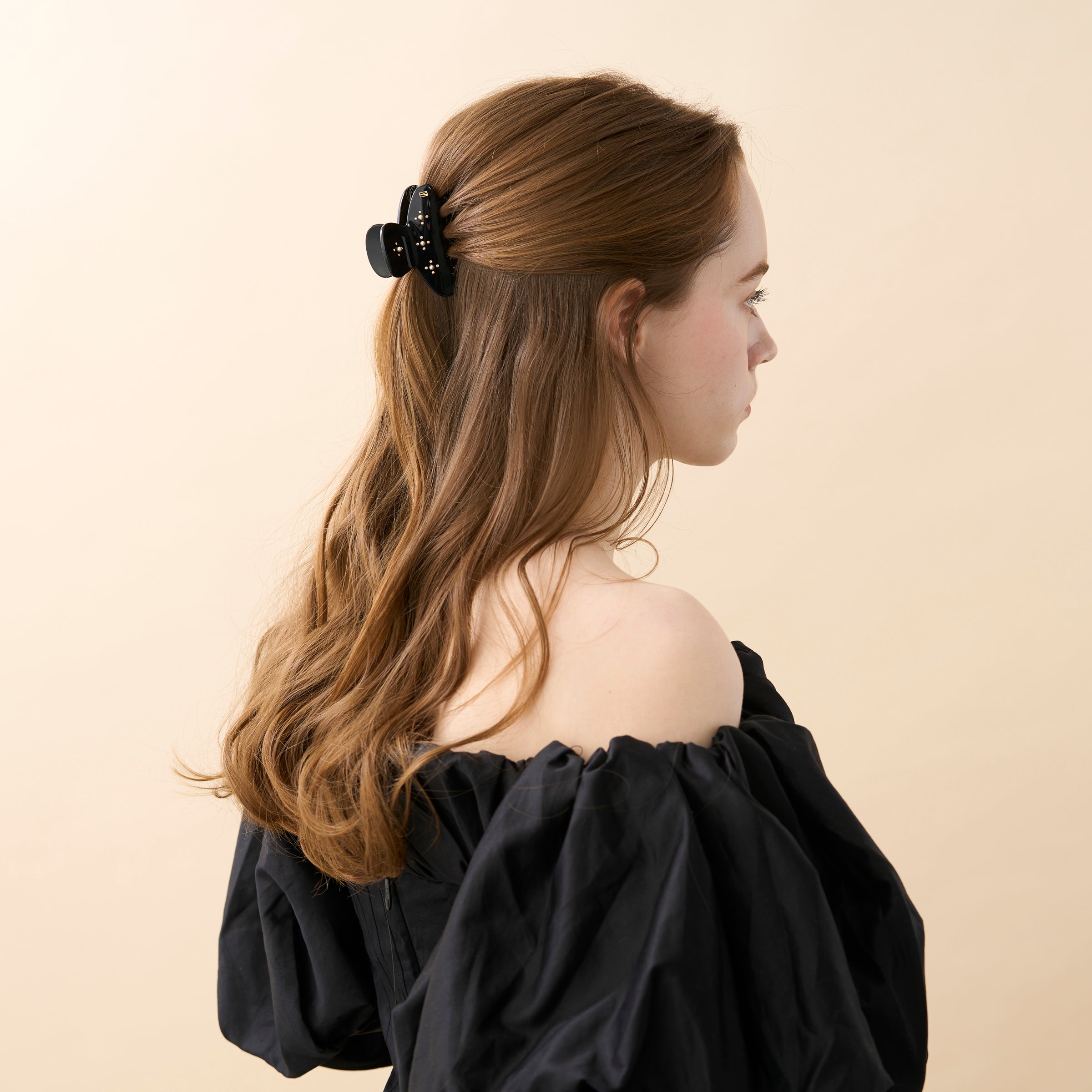 En Pamoison Strass Acetate and Pearls Hair Claw Clip