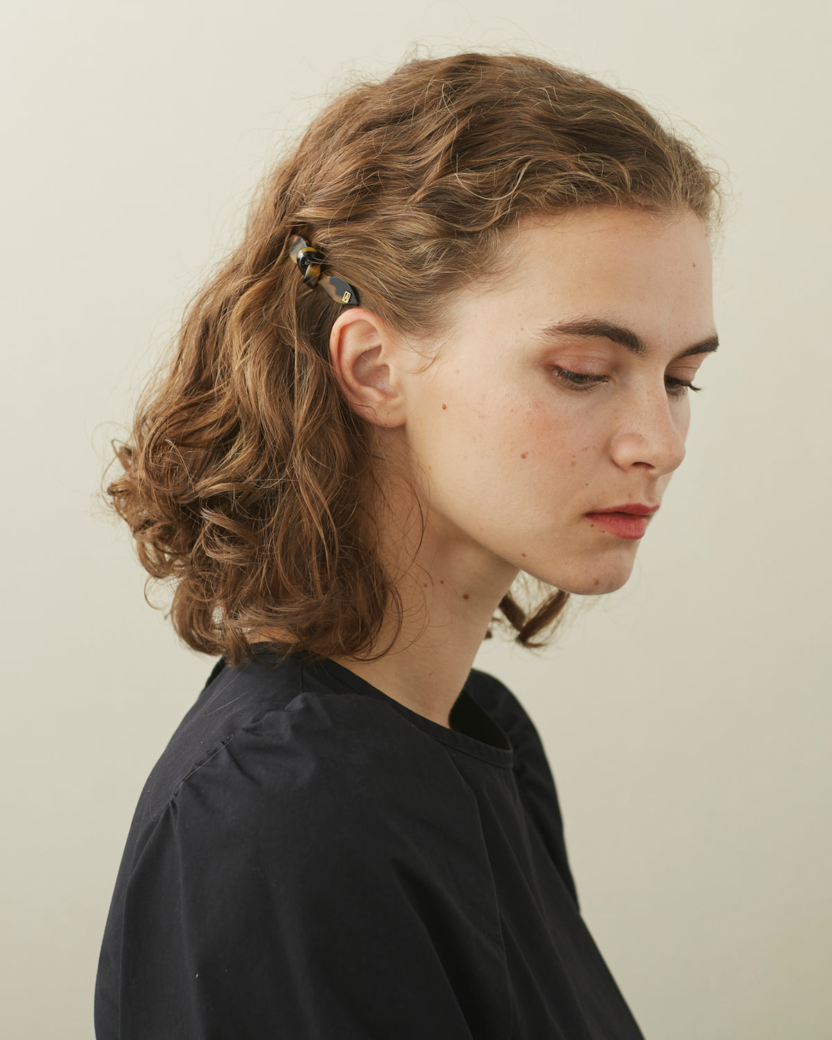 Twisted Bow Side Barrette