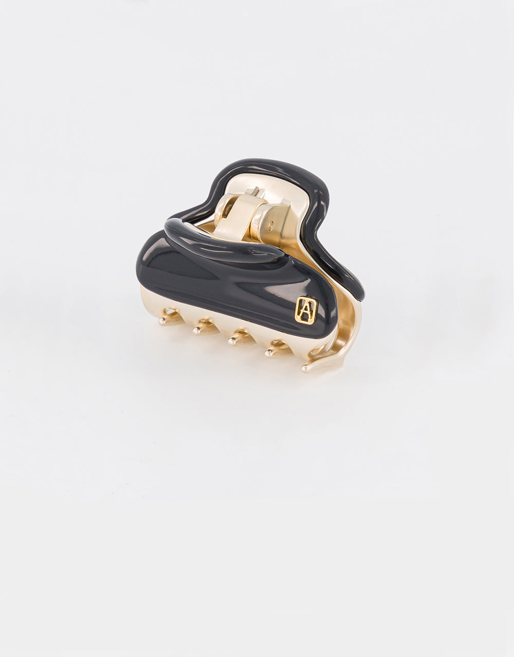 The Classic Vendome Claw Clip Small