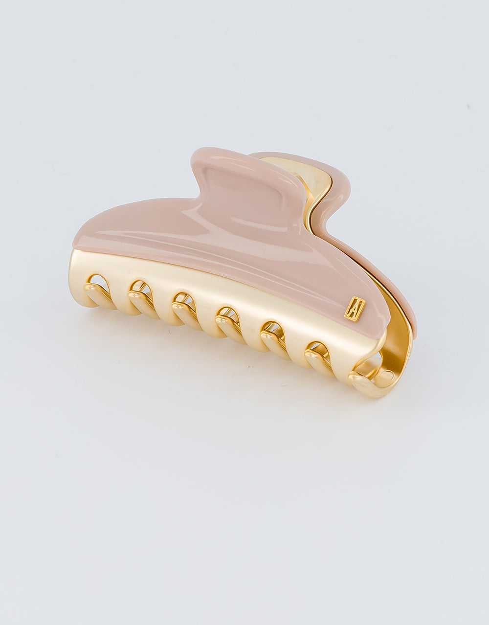 Vendome Medium Hair Claw Clip