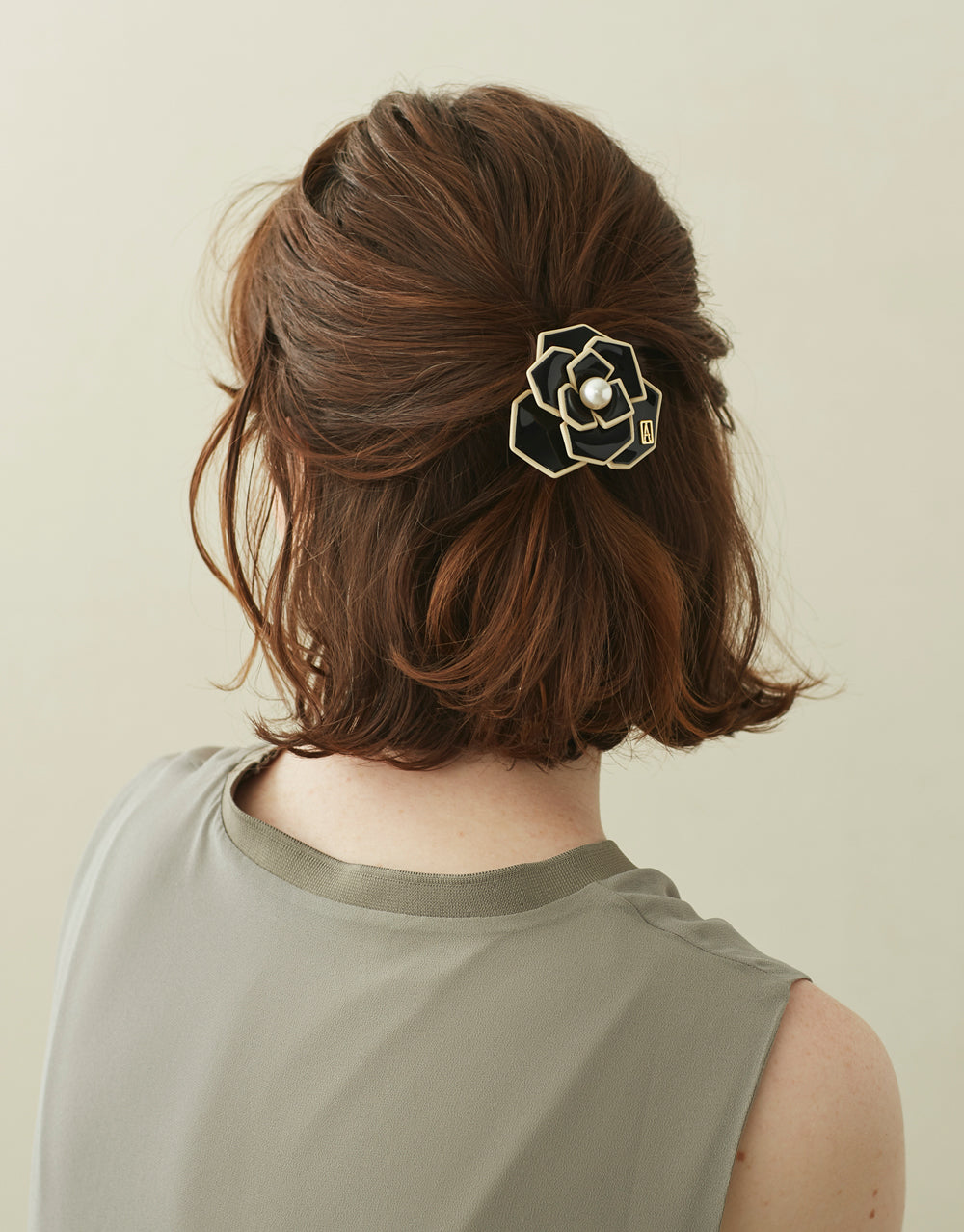 Admirable Camelia Hair Tie
